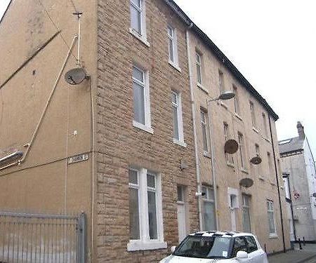 The Hangover Hostel ブラックプール エクステリア 写真